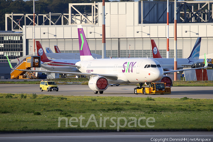 Sky Airline Airbus A320-251N (D-AVVL) | Photo 474996