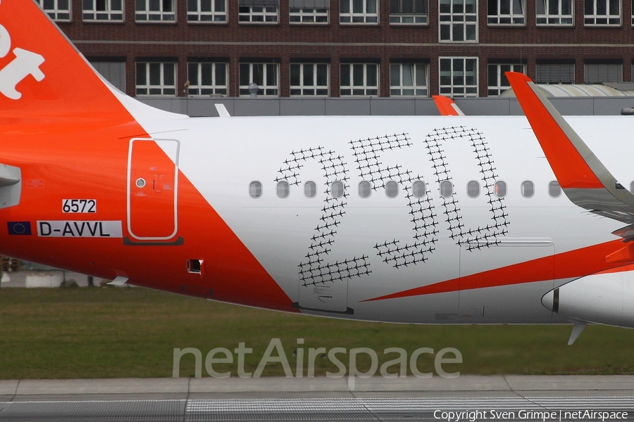 easyJet Airbus A320-214 (D-AVVL) | Photo 73499