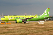 S7 Airlines Airbus A320-271N (D-AVVP) at  Hamburg - Finkenwerder, Germany