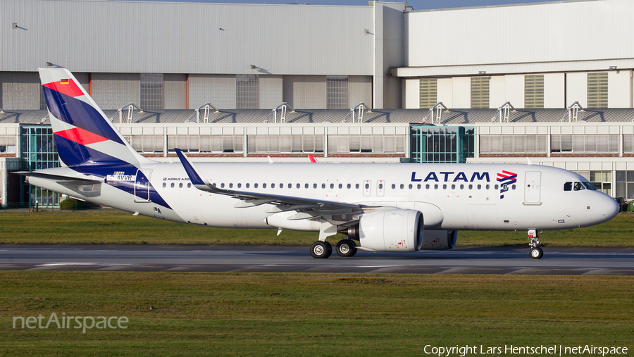 LATAM Airlines Chile Airbus A320-271N (D-AVVR) | Photo 283133