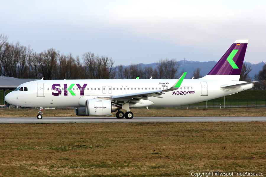 Sky Airline Airbus A320-251N (D-AVVS) | Photo 437302