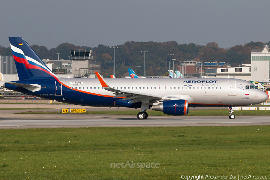 Aeroflot - Russian Airlines Airbus A320-214 (D-AVVT) | Photo 193801