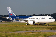 LAN Colombia Airbus A320-214 (D-AVVT) at  Hamburg - Finkenwerder, Germany