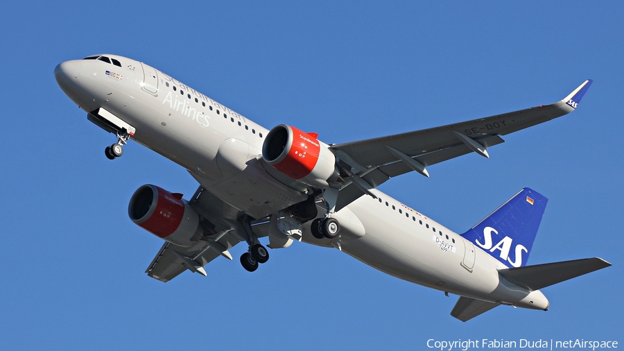 SAS - Scandinavian Airlines Airbus A320-251N (D-AVVT) | Photo 273474