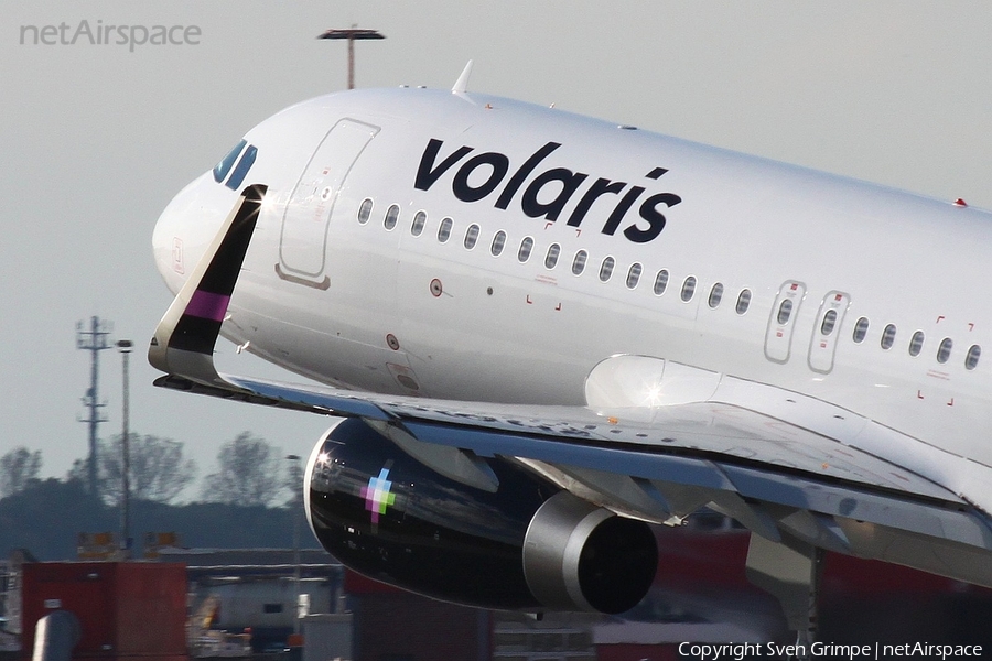 Volaris Airbus A320-233 (D-AVVX) | Photo 58410