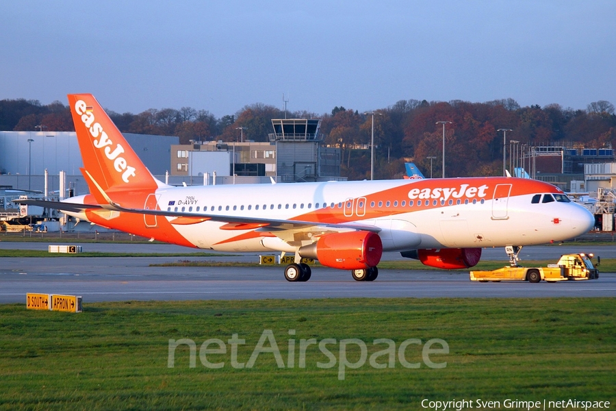 easyJet Airbus A320-214 (D-AVVY) | Photo 198808