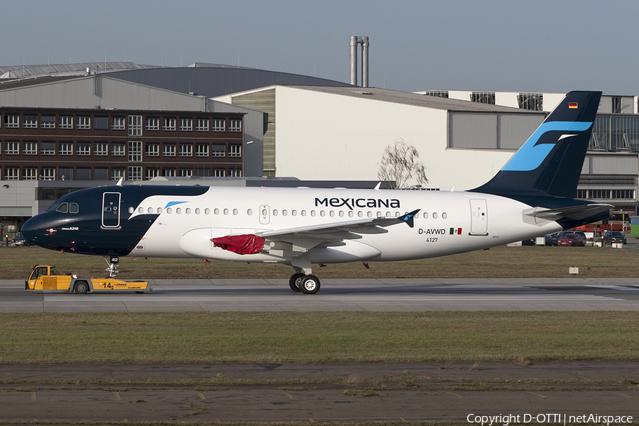 Mexicana Airbus A319-112 (D-AVWD) | Photo 284734