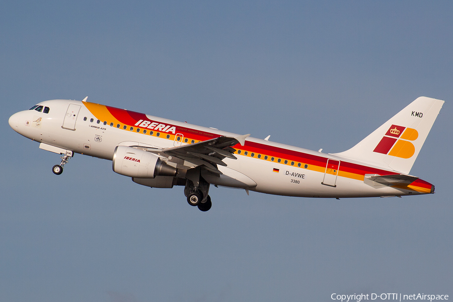 Iberia Airbus A319-111 (D-AVWE) | Photo 234826