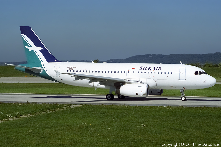 SilkAir Airbus A319-132 (D-AVWH) | Photo 431003