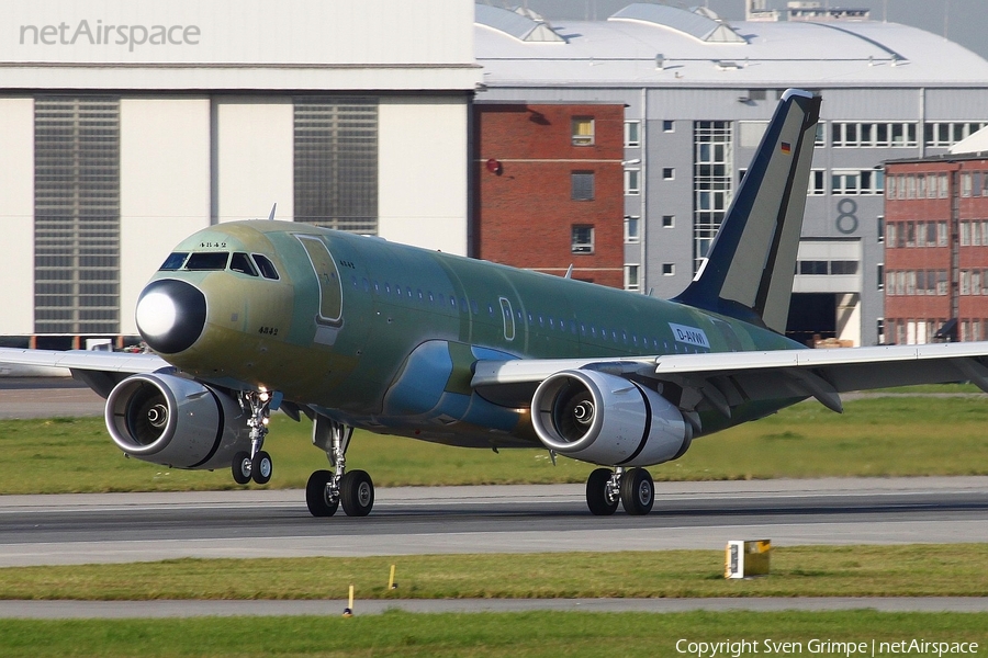Airbus Industrie Airbus A319-133X CJ (D-AVWI) | Photo 35236
