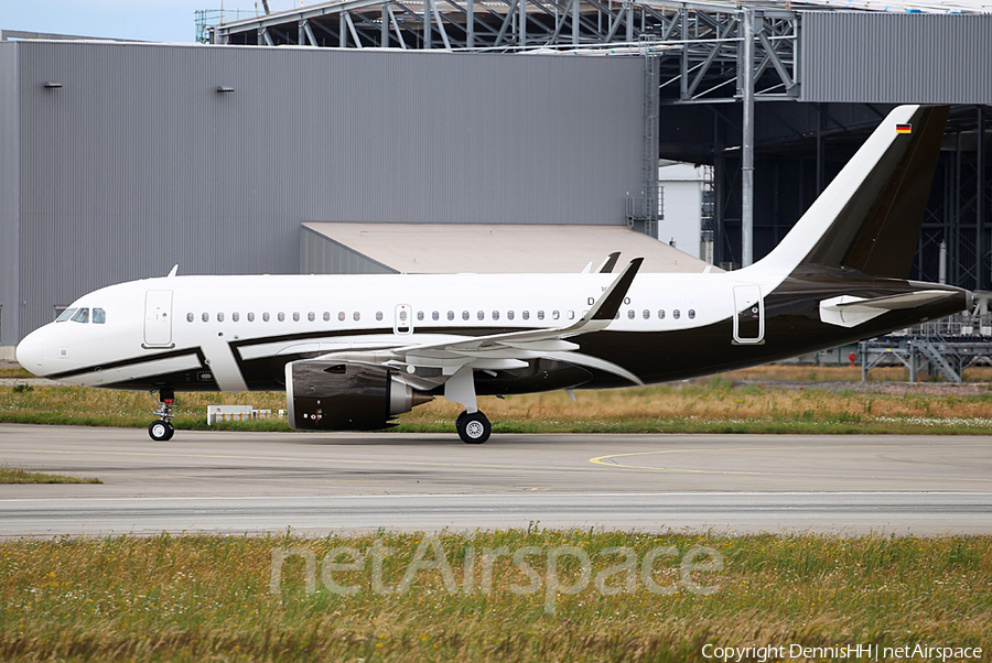 (Private) Airbus A319-153N CJ (D-AVWO) | Photo 513693