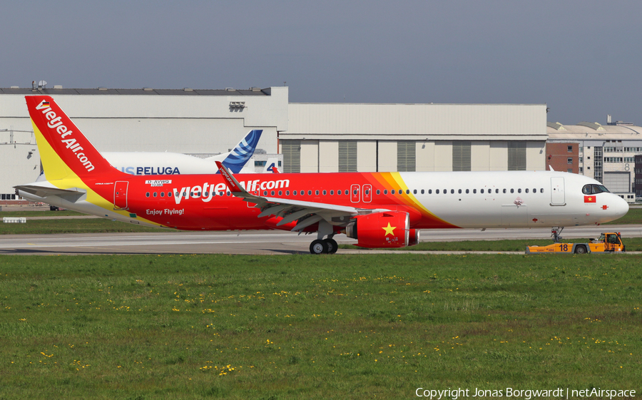 VietJet Air Airbus A321-271NX (D-AVWQ) | Photo 565568