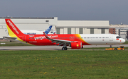 VietJet Air Airbus A321-271NX (D-AVWQ) at  Hamburg - Finkenwerder, Germany