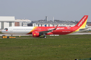 VietJet Air Airbus A321-271NX (D-AVWQ) at  Hamburg - Finkenwerder, Germany