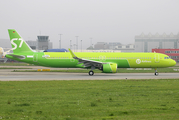 S7 Airlines Airbus A321-271NX (D-AVXA) at  Hamburg - Finkenwerder, Germany