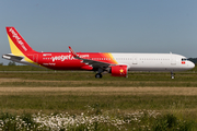 VietJet Air Airbus A321-271N (D-AVXA) at  Hamburg - Finkenwerder, Germany