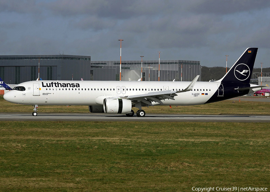 Lufthansa Airbus A321-271NX (D-AVXC) | Photo 503345