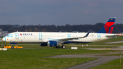 Delta Air Lines Airbus A321-211 (D-AVXE) at  Hamburg - Finkenwerder, Germany