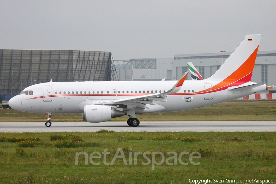 (Private) Airbus A319-115X CJ (D-AVXE) | Photo 33051