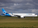 Air Transat Airbus A321-271NX (D-AVXF) at  Hamburg - Finkenwerder, Germany