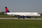 Delta Air Lines Airbus A321-211 (D-AVXF) at  Hamburg - Finkenwerder, Germany