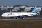 JetBlue Airways Airbus A321-271NX (D-AVXF) at  Hamburg - Finkenwerder, Germany