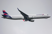 LATAM Airlines Chile Airbus A321-211 (D-AVXF) at  Hamburg - Fuhlsbuettel (Helmut Schmidt), Germany