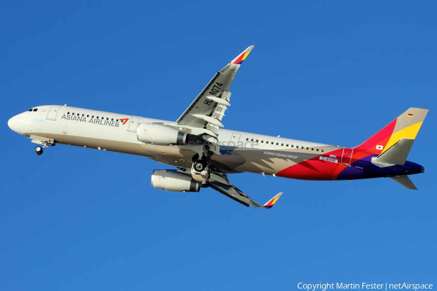 Asiana Airlines Airbus A321-231 (D-AVXG) | Photo 133374