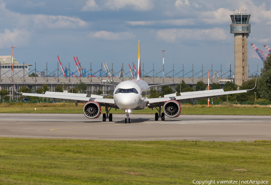 Iberia Express Airbus A321-251NX (D-AVXG) | Photo 395122
