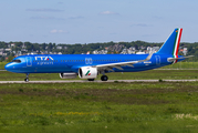 ITA Airways Airbus A321-271NX (D-AVXH) at  Hamburg - Finkenwerder, Germany