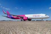 Wizz Air Abu Dhabi Airbus A321-271NX (D-AVXH) at  Maastricht-Aachen, Netherlands