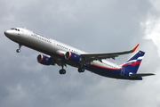 Aeroflot - Russian Airlines Airbus A321-211 (D-AVXI) at  Hamburg - Fuhlsbuettel (Helmut Schmidt), Germany