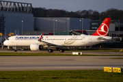 Turkish Airlines Airbus A321-271NX (D-AVXI) at  Hamburg - Fuhlsbuettel (Helmut Schmidt), Germany