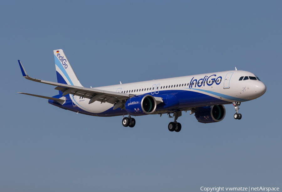 IndiGo Airbus A321-271NX (D-AVXJ) | Photo 379421