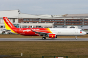 VietJet Air Airbus A321-211 (D-AVXJ) at  Hamburg - Finkenwerder, Germany