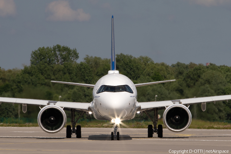 MEA - Middle East Airlines Airbus A321-271NX (D-AVXK) | Photo 389575