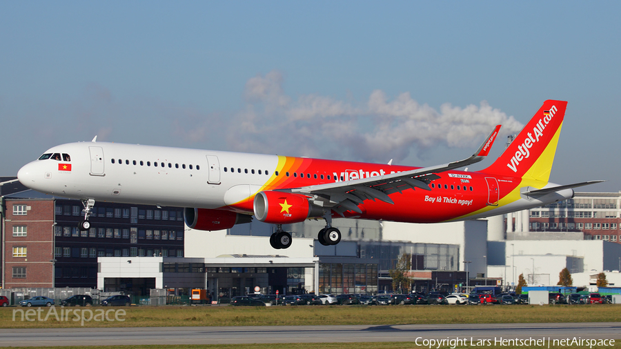 VietJet Air Airbus A321-211 (D-AVXK) | Photo 90202