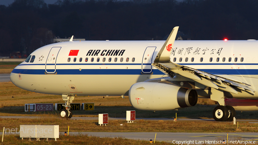 Air China Airbus A321-232 (D-AVXL) | Photo 135256
