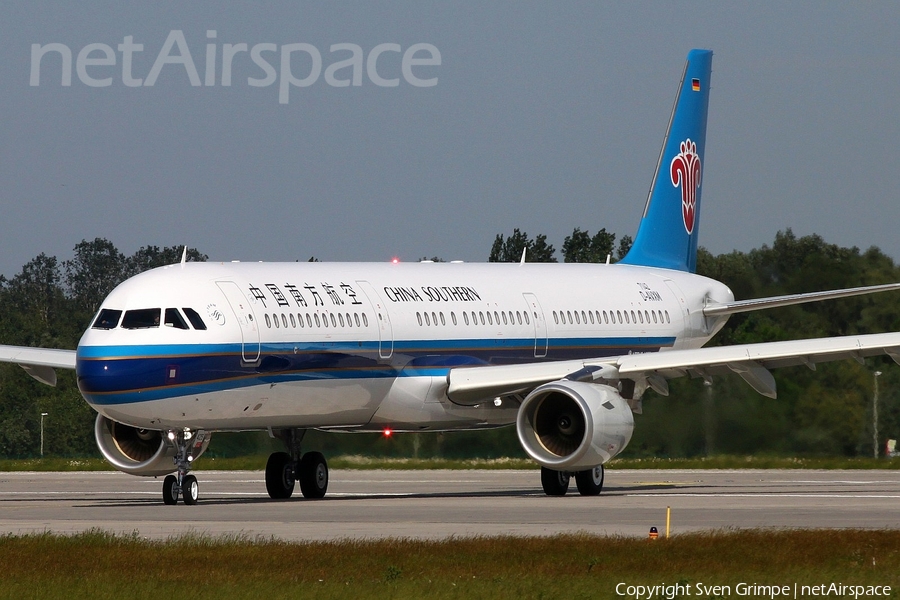 China Southern Airlines Airbus A321-211 (D-AVXM) | Photo 110592