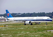 China Southern Airlines Airbus A321-211 (D-AVXM) at  Hamburg - Finkenwerder, Germany