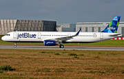 JetBlue Airways Airbus A321-231 (D-AVXM) at  Hamburg - Finkenwerder, Germany