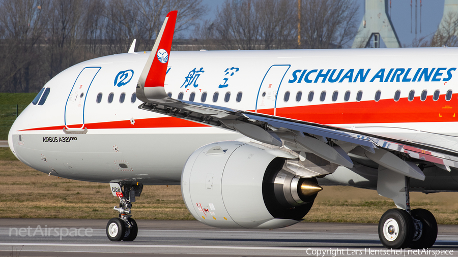 Sichuan Airlines Airbus A321-271N (D-AVXM) | Photo 373686