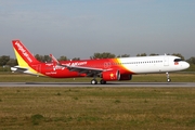 VietJet Air Airbus A321-271NX (D-AVXM) at  Hamburg - Finkenwerder, Germany