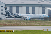 Air New Zealand Airbus A321-271NX (D-AVXN) at  Hamburg - Finkenwerder, Germany