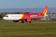 VietJet Air Airbus A321-271NX (D-AVXN) at  Hamburg - Finkenwerder, Germany