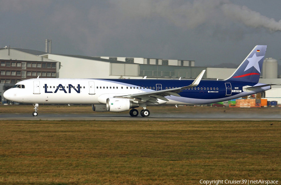 LAN Airlines Airbus A321-211 (D-AVXO) | Photo 92210