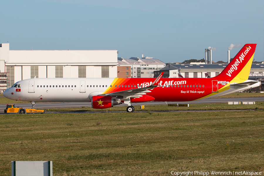 VietJet Air Airbus A321-211 (D-AVXO) | Photo 289269