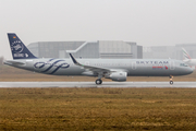 China Eastern Airlines Airbus A321-211 (D-AVXP) at  Hamburg - Finkenwerder, Germany