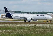 Lufthansa Airbus A321-271NX (D-AVXP) at  Hamburg - Finkenwerder, Germany