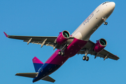 Wizz Air Airbus A321-271NX (D-AVXQ) at  Hamburg - Fuhlsbuettel (Helmut Schmidt), Germany